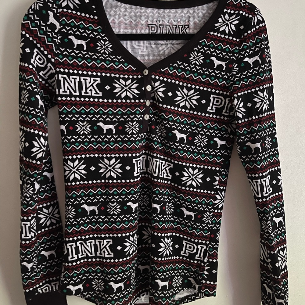 Victorians Secret PINK Holiday Pajama Top